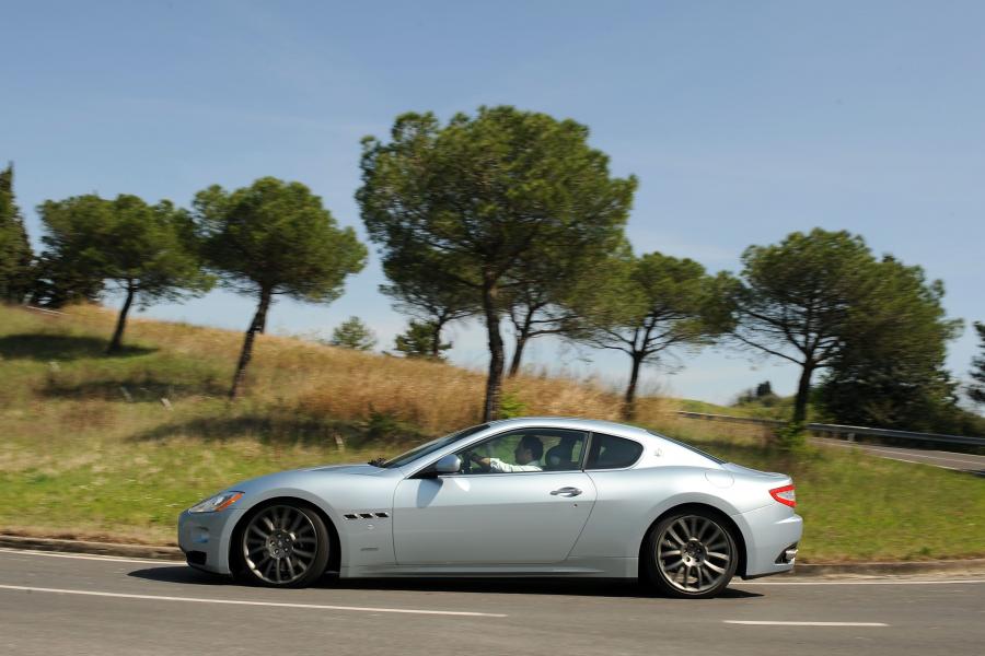  Maserati GranTurismo S Automatic 2009 года  (фото 41 из 86)